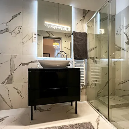 Luxury Downtown Dreams