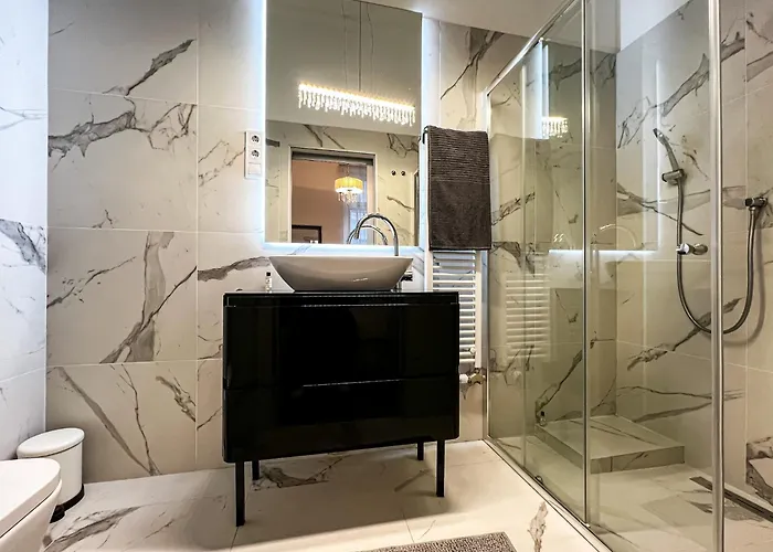 Luxury Downtown Dreams