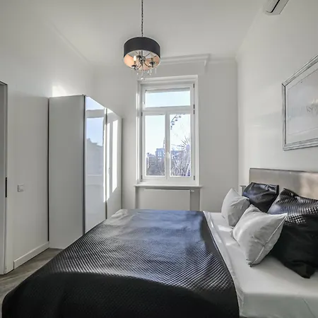 Apartment Luxury Downtown Dreams