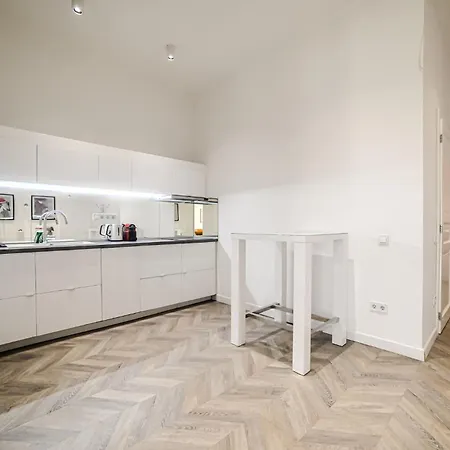 Luxury Downtown Dreams